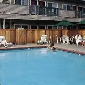 Quality Inn & Suites Bainbridge Island 