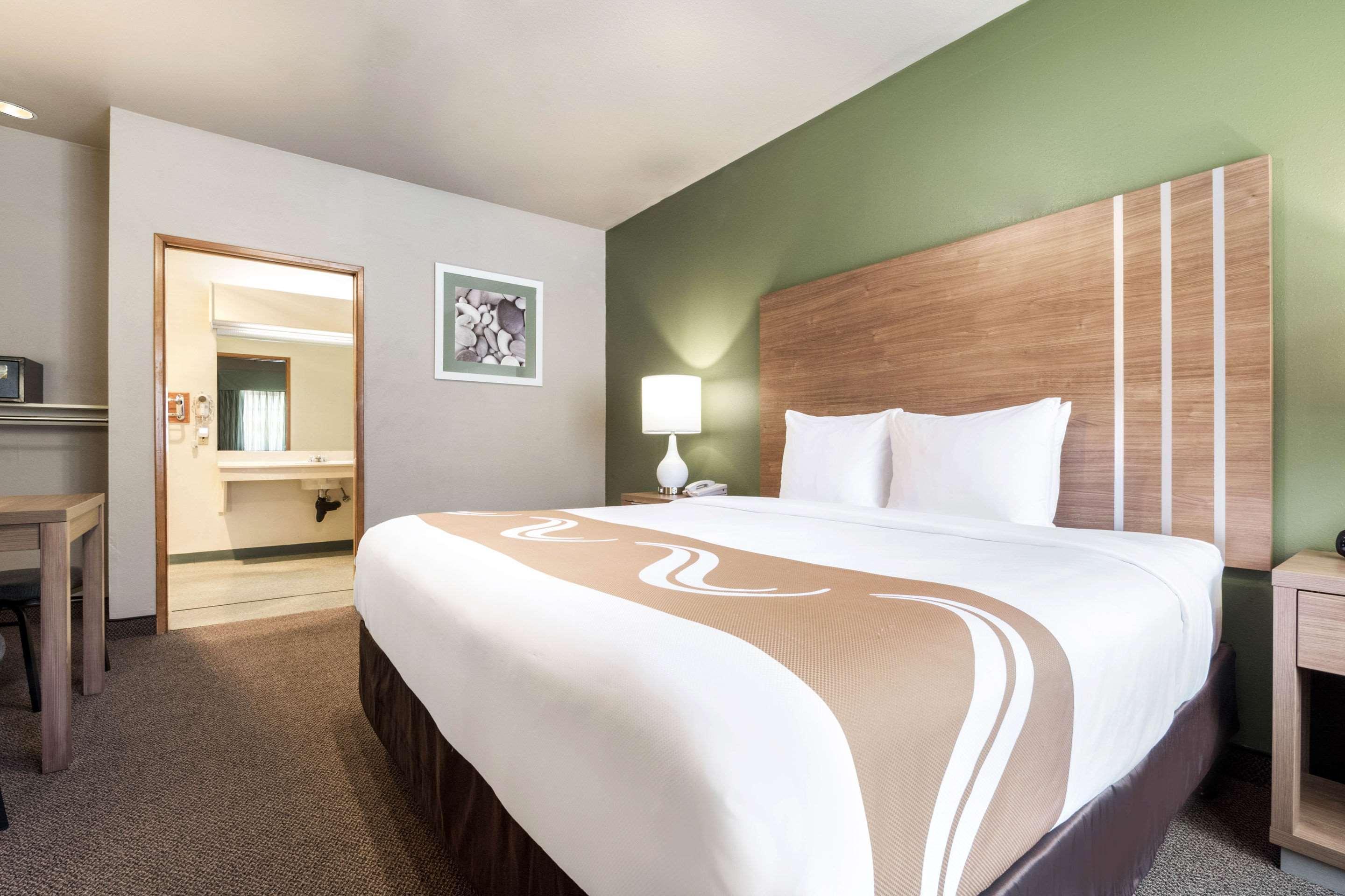 Hotel Quality & Bainbridge Island