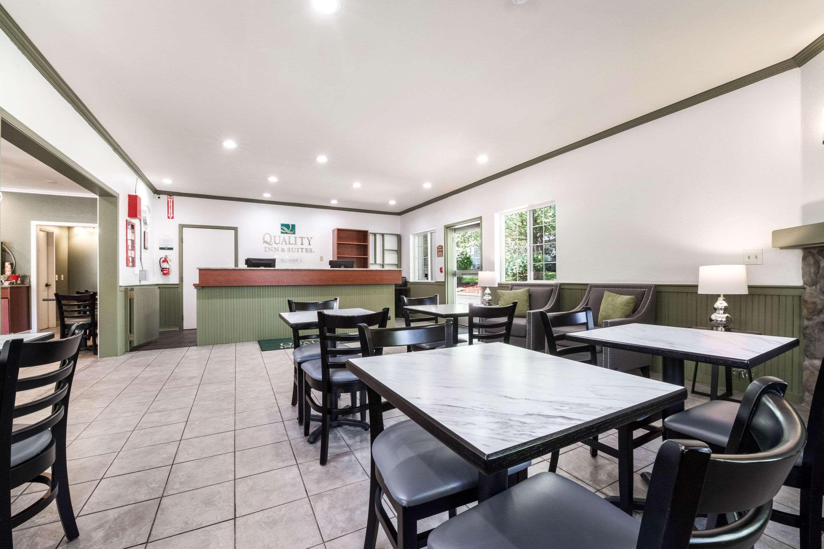 Hotel Quality & Bainbridge Island