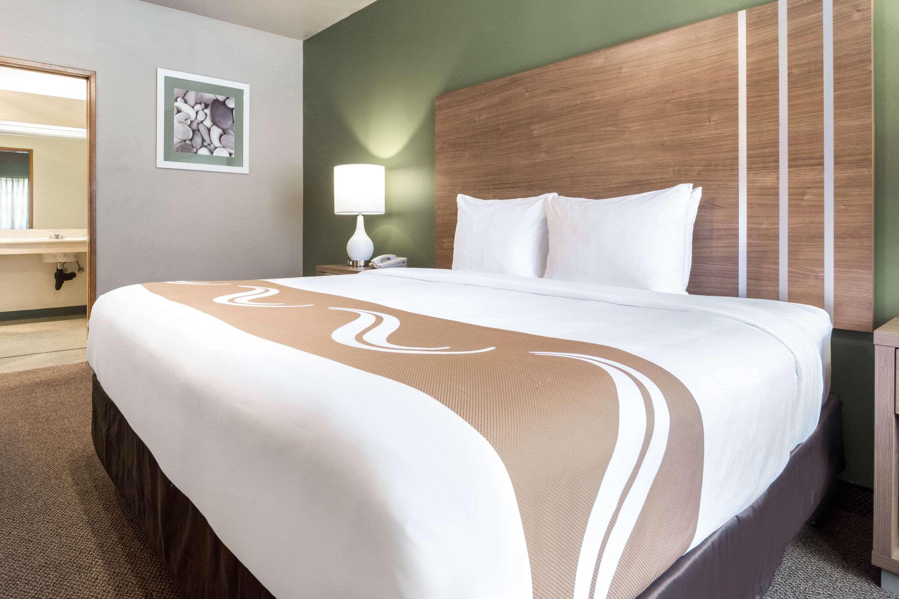 Quality & Hotel