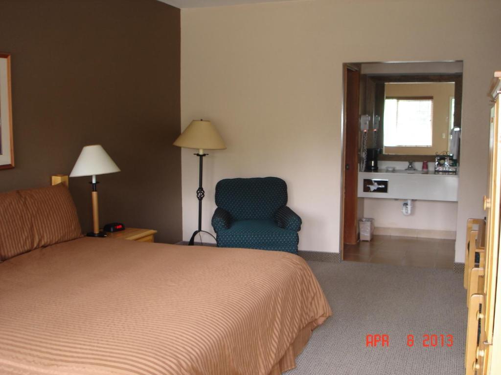 Hotel Quality & *