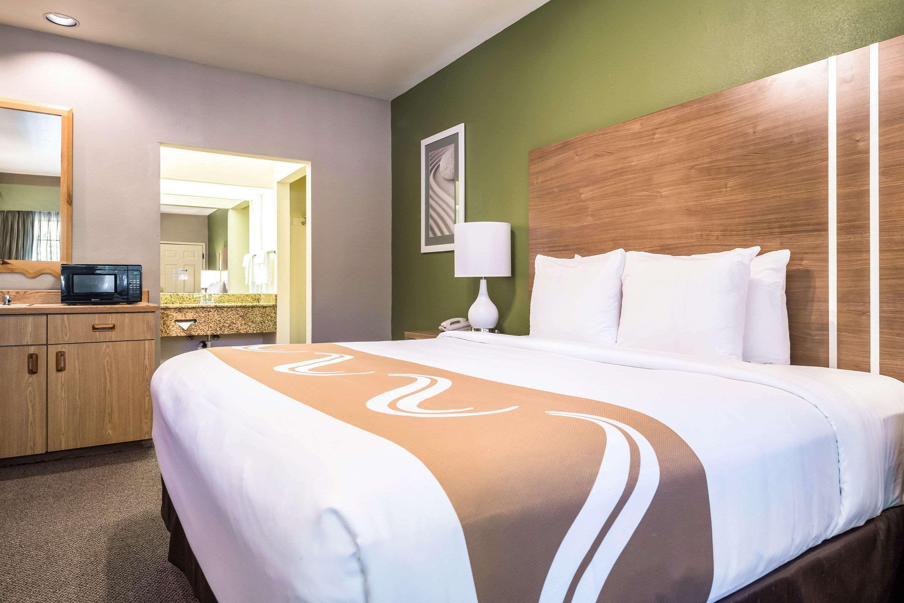 Quality & Hotel Bainbridge Island