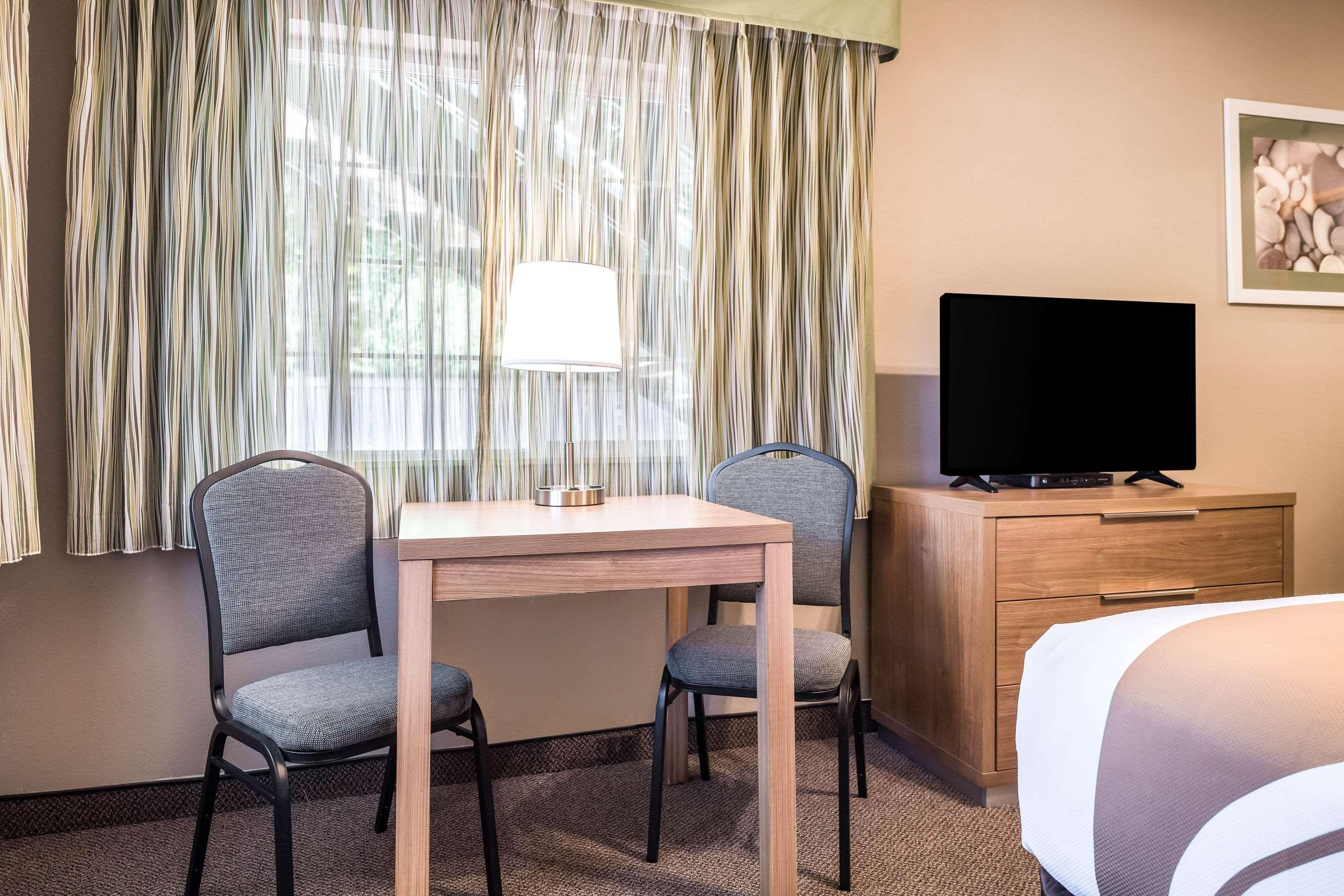 Hotel Quality & Bainbridge Island